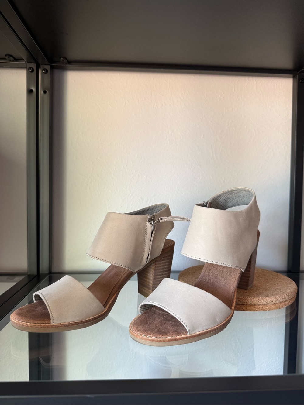 Tom’s Heeled Sandal - EUC size 8